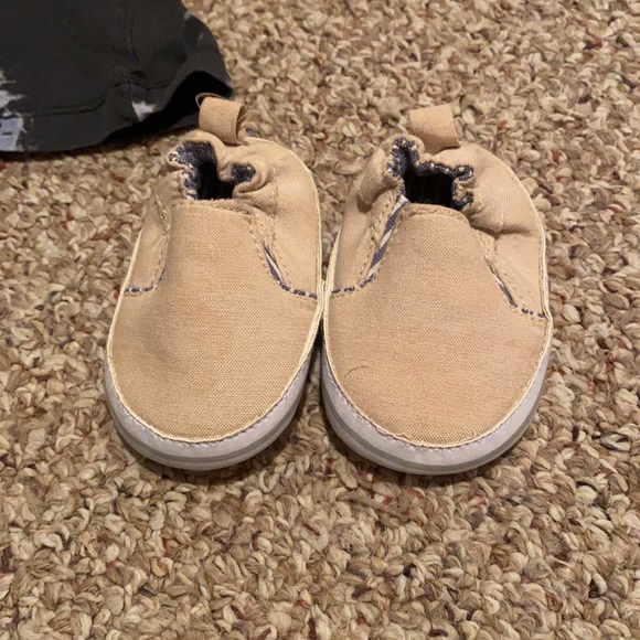 Baby shoes - Picture 1 of 1